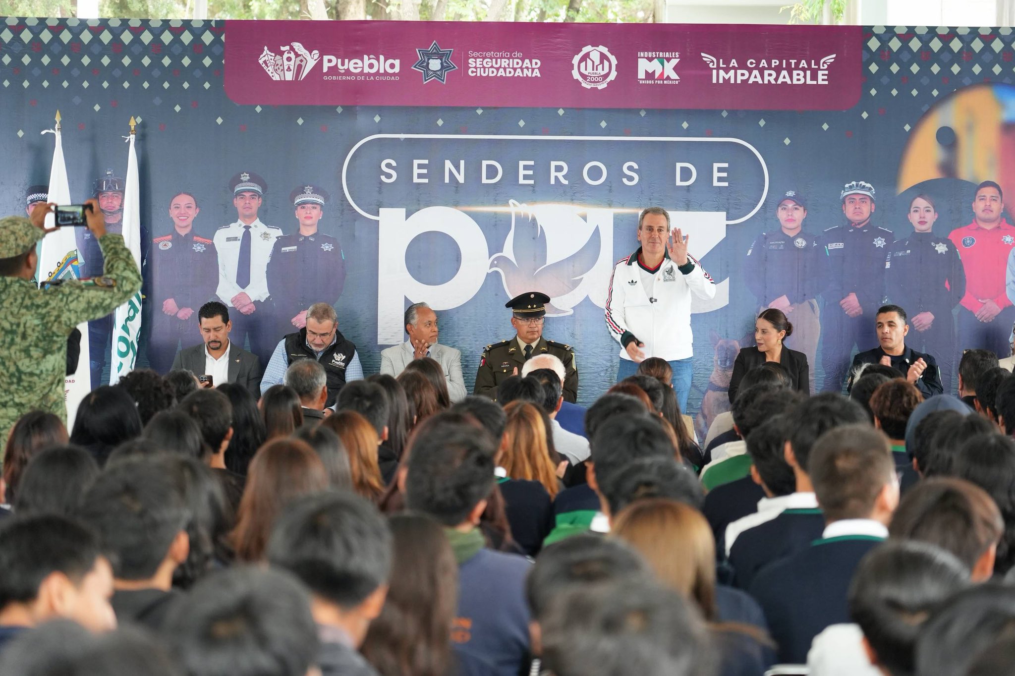 Pepe Chedraui refuerza seguridad con Senderos de Paz en Puebla 2000